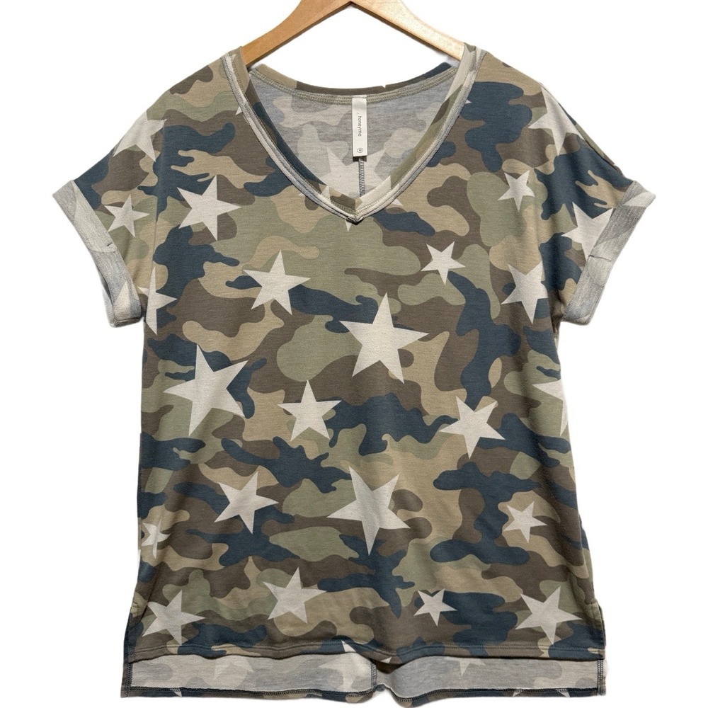 Honey Me Women's Camouflage Loose Fit‎ Top Size Medium